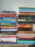 vand carti  cumparate de noi citite si pastrate in biblioteca
