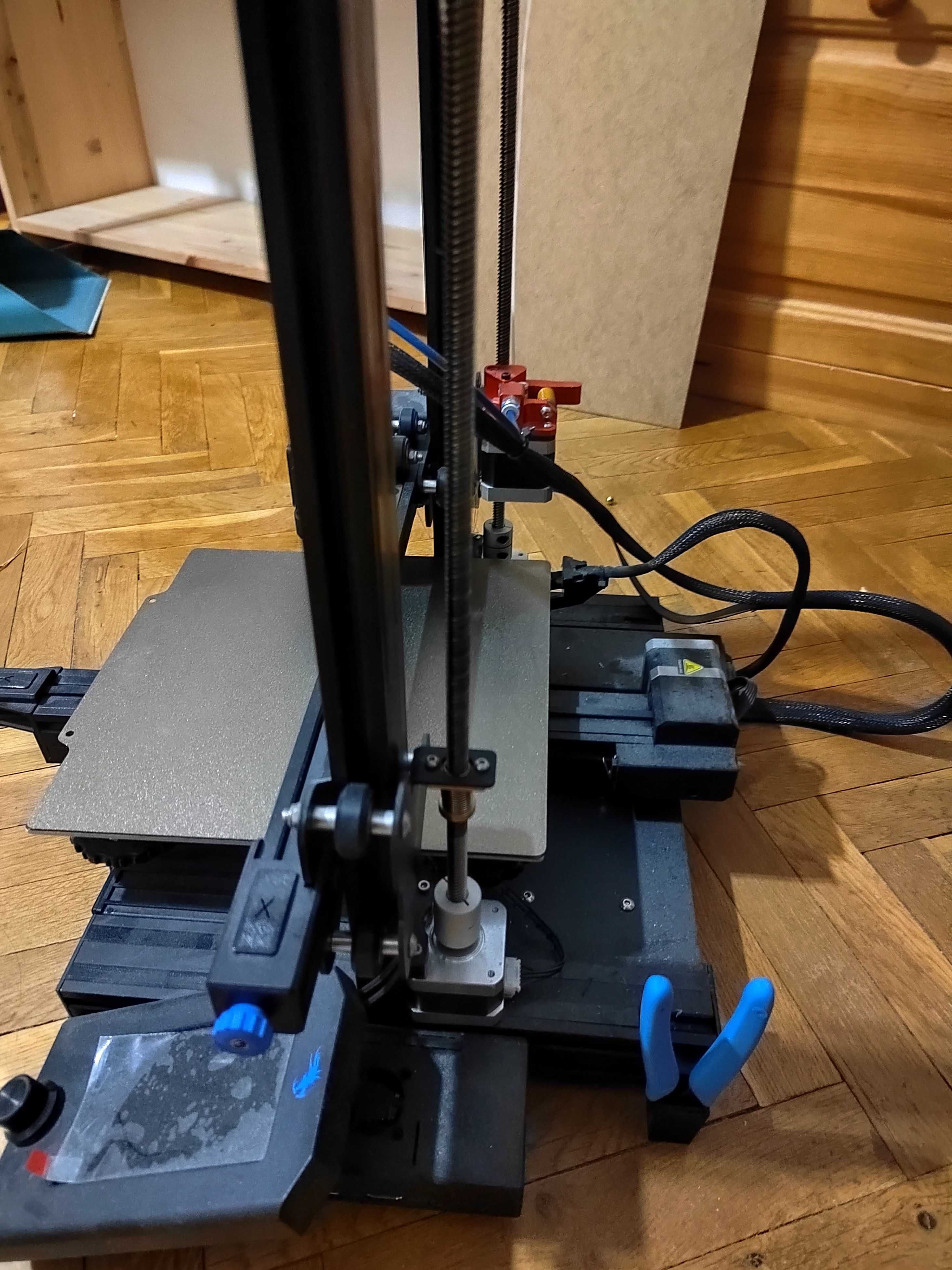 3D принтер Ender 3 v2