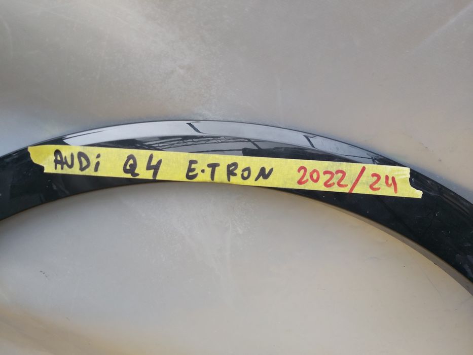 Лайсна Audi Q4 E-Tron 190лв