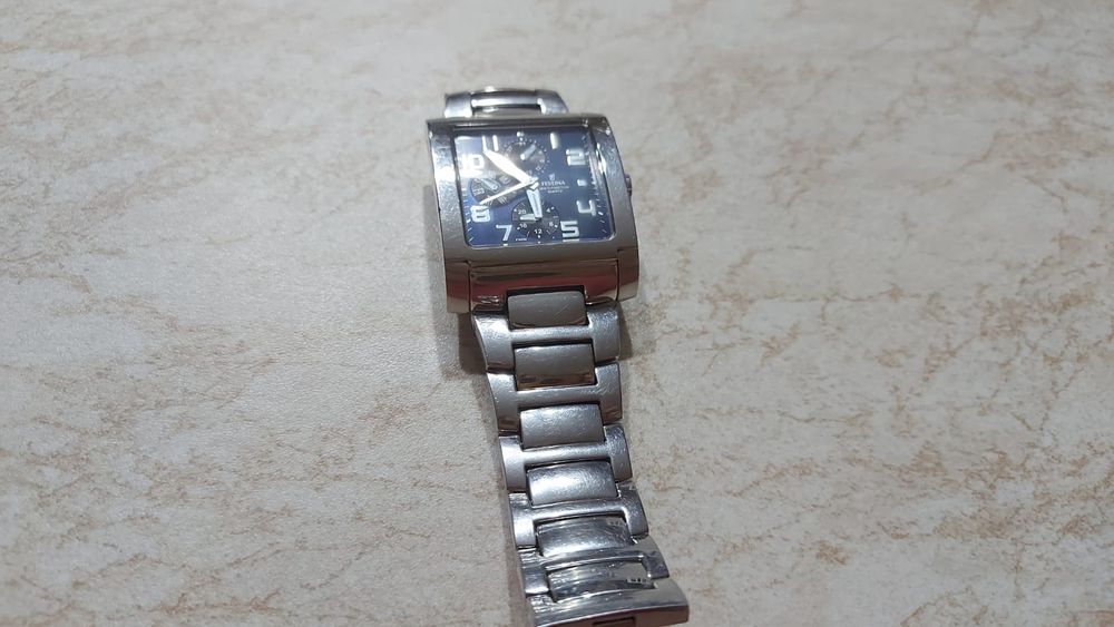Ceas electronic barbati Festina