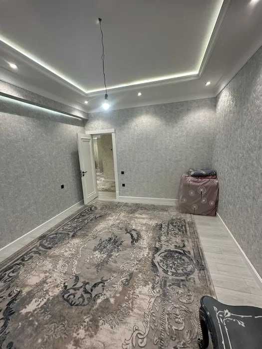 новостройка напротив мечети Кох-ата рынок Малика Ривьера 3х ком 107м2;