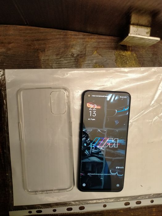Срочно продам Opoo A52 в отличном состоянии