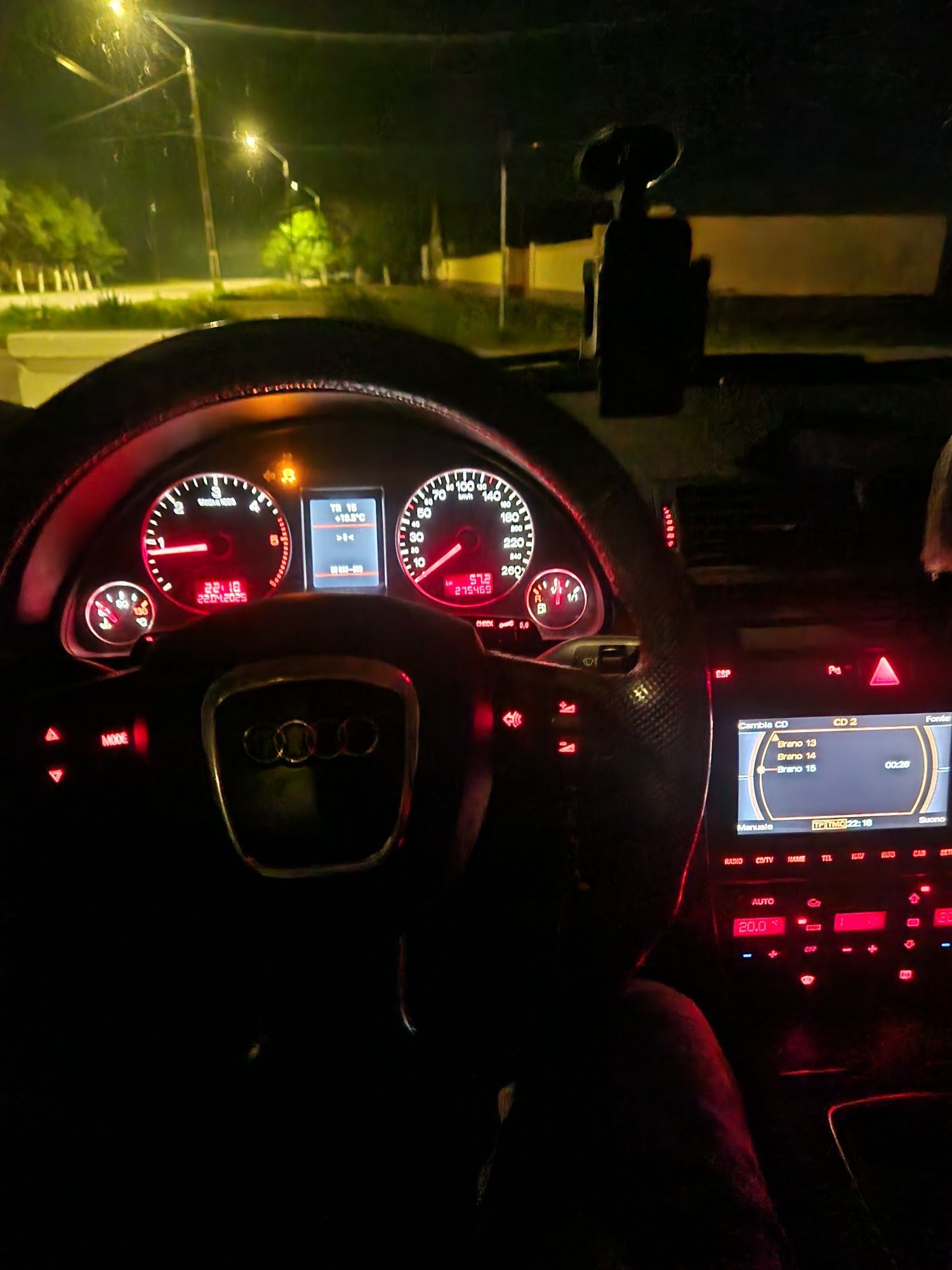 Vând Audi A4 b7 avant quattro