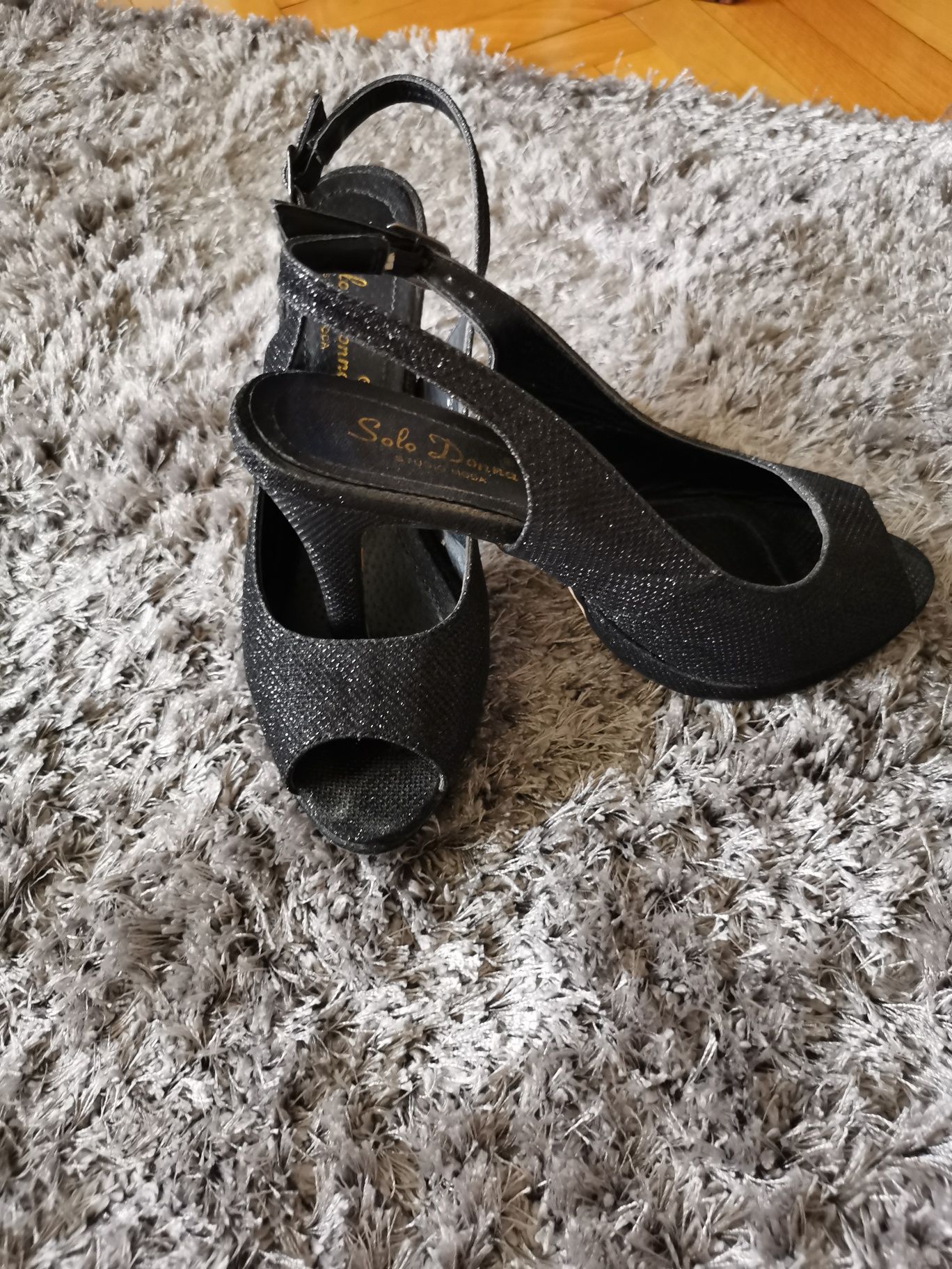 Sandale negre cu sclipici