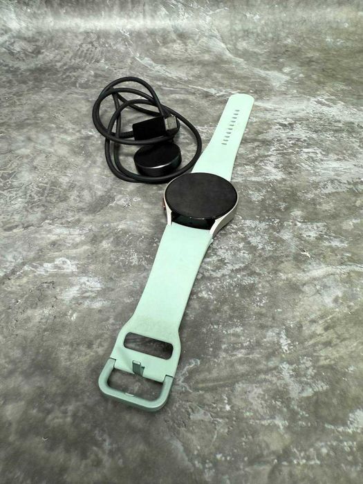 Samsung Galaxy Watch 6 40mm ( 764570 г. Кокшетау, ул. Абая 128, 21)