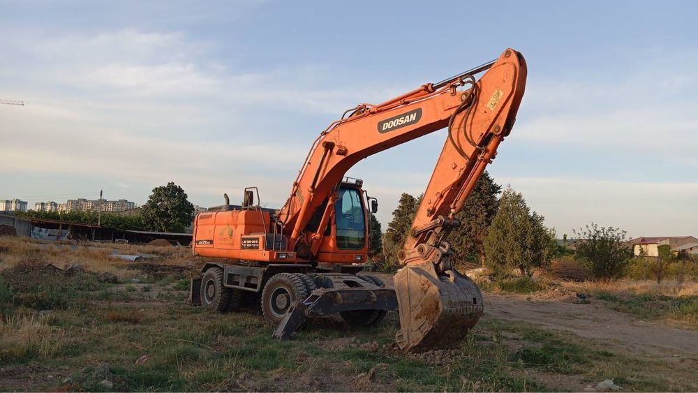 Doosan DX210WA Экскаватор