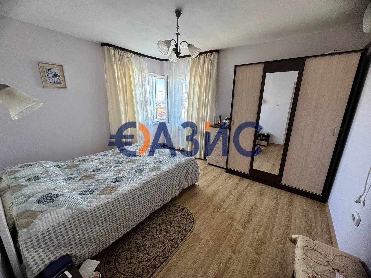 Спешна продажба! Двуетажна вила в Кошарица, без такса поддръжка, РЗП