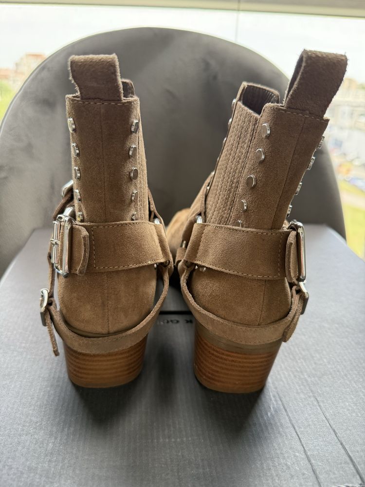 Diesel Black Gold, 36