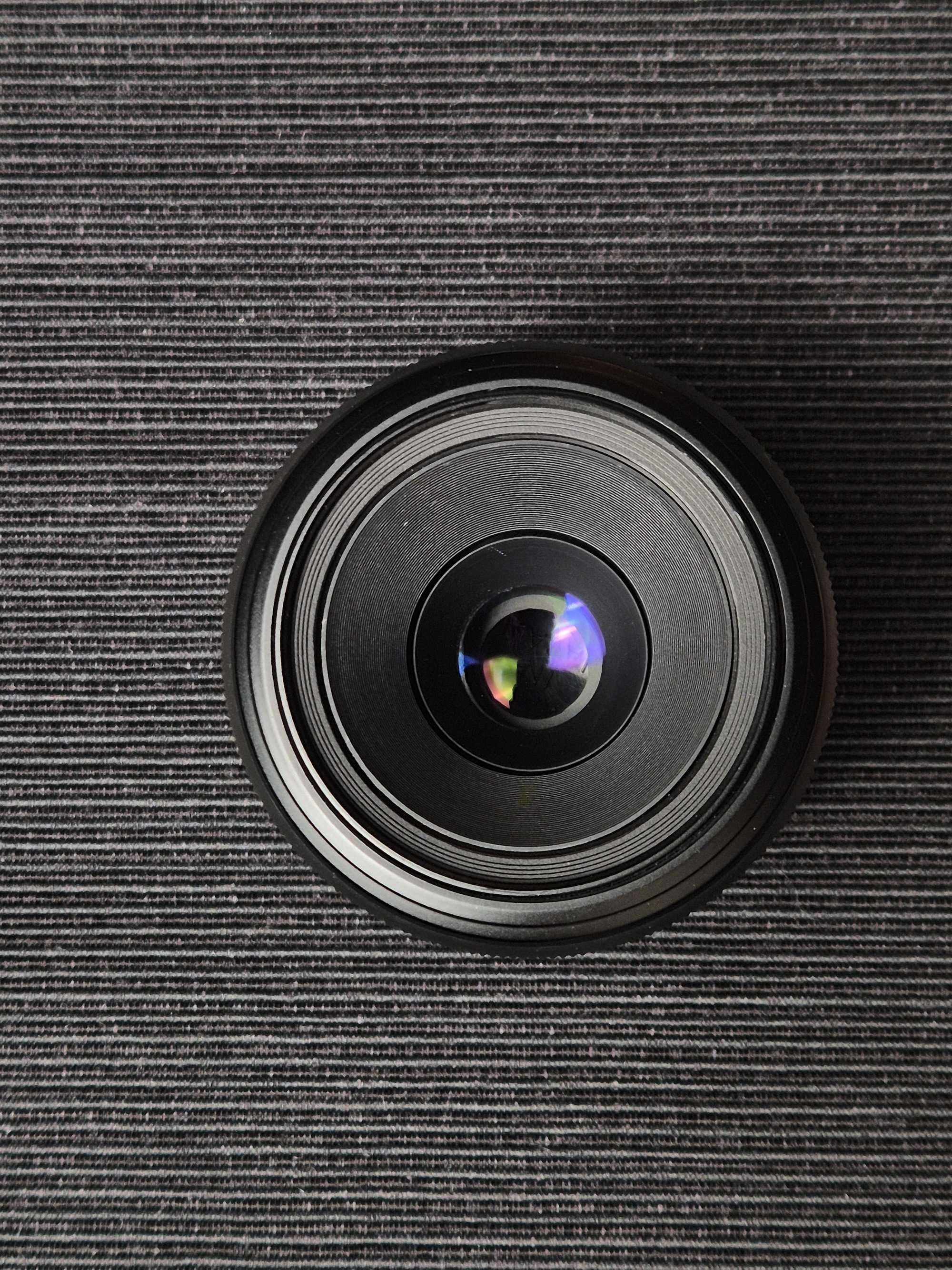 Sony 70-300mm f/4.5-5.6 G SSM и Sony SAL 50mm f/2.8 Macro