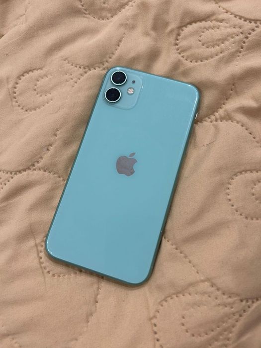 iPhone 11 отличное состояние