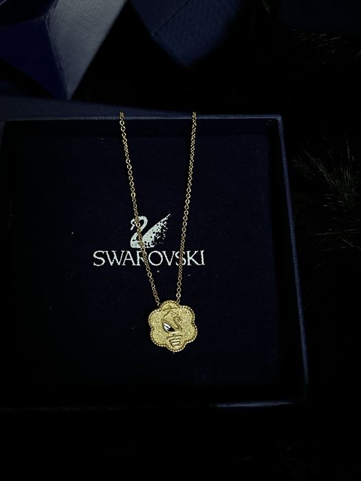 Колие  Swarovski.