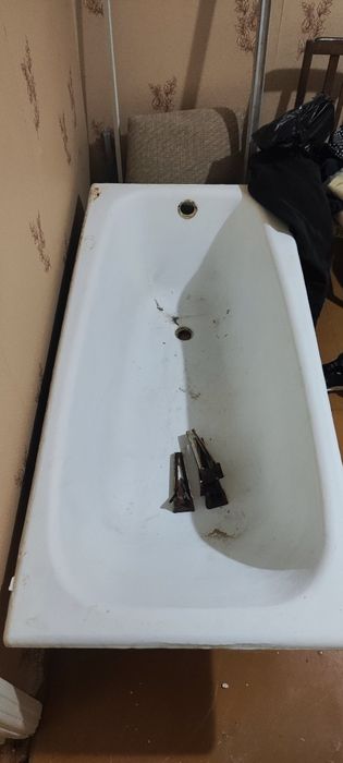 Ванна чугуная продаю 4000