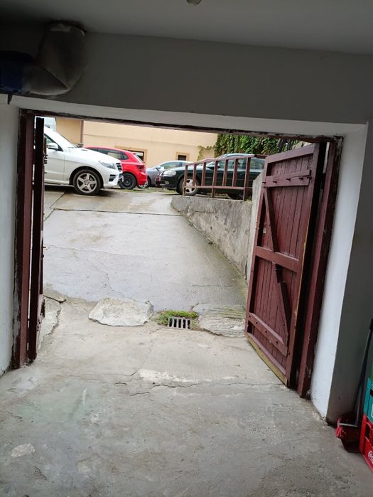 Inchiriez garaj incalzit in centrul orasului Suceava