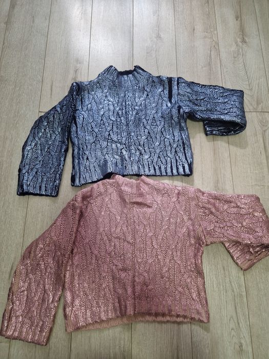 Pulovere metalizate Zara