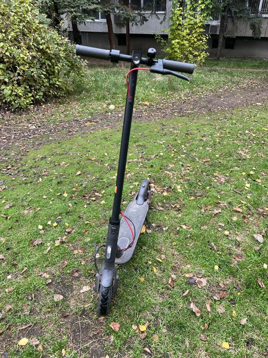 Електрическа тротинетка Xiaomi Mi Electric Scooter Pro 2