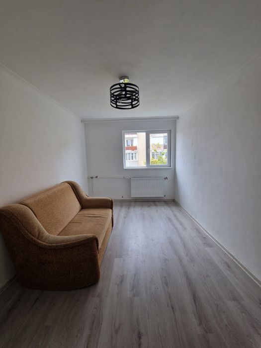 Chirie apartament cu 2 camere, decomandat, 250€