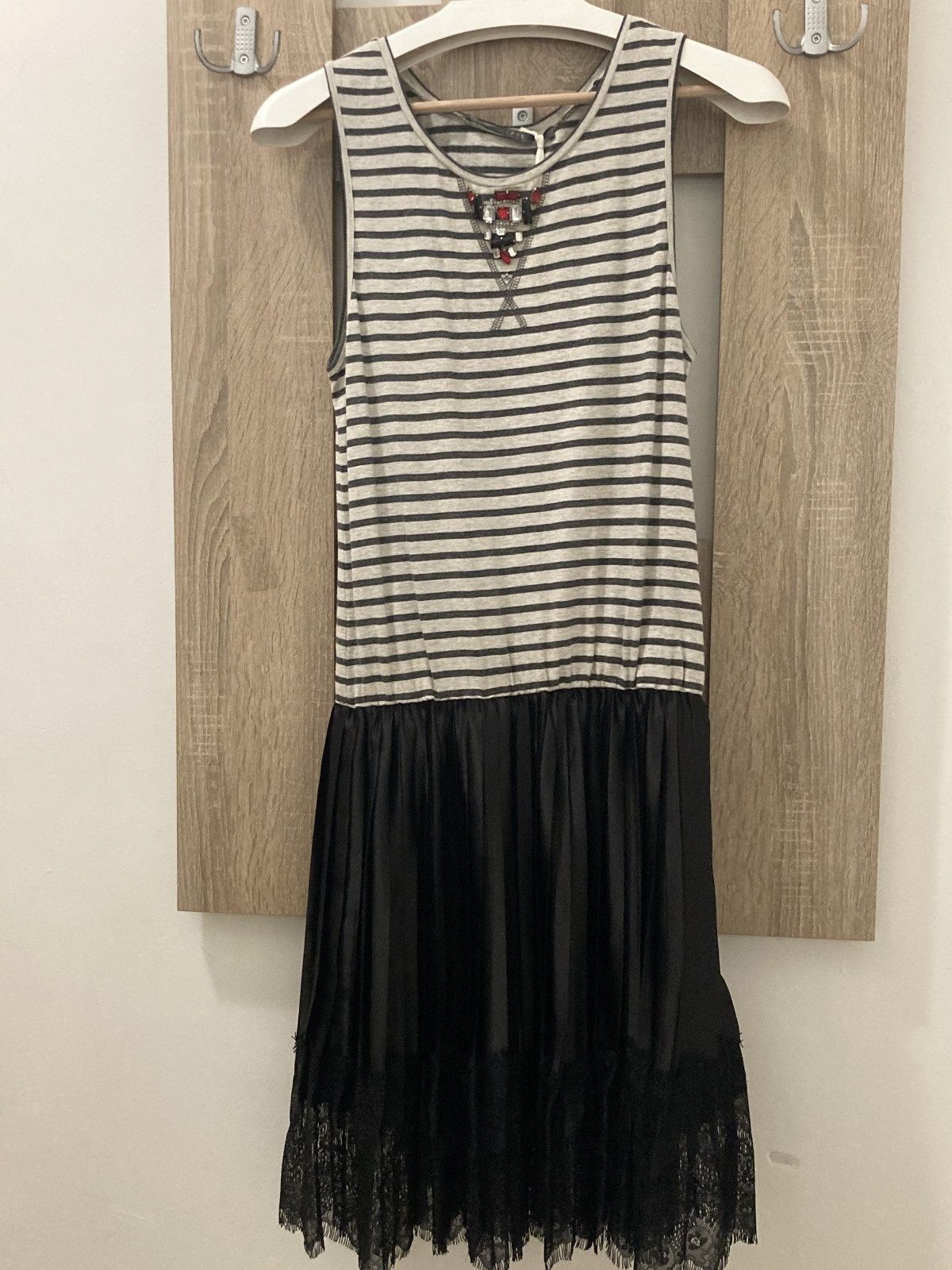 Рокля Guess Los Angeles Morgan