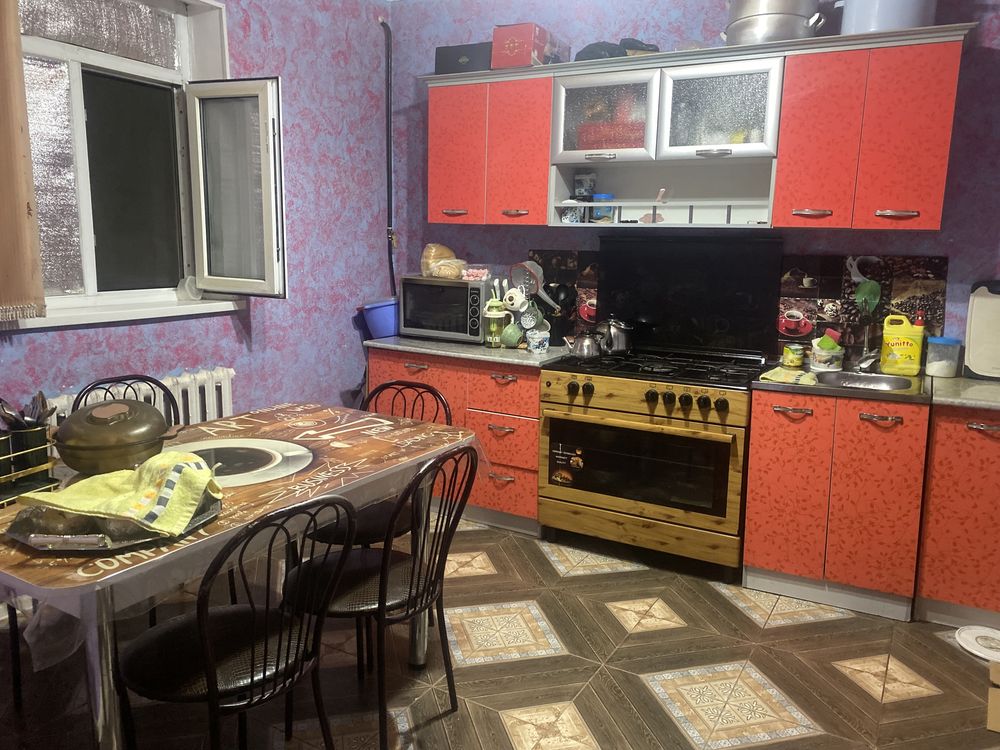 Кухонный гарнитур