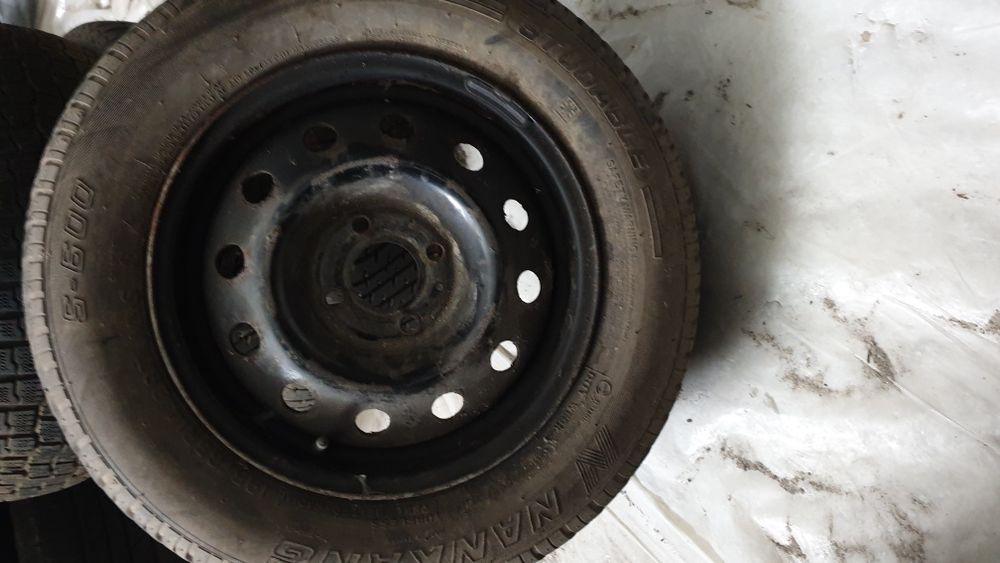 Джанта 4х100 с гума 195 65 15
