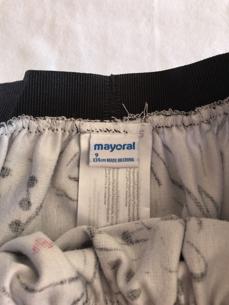 Налични !Блузка и пола 134 см, Mayoral