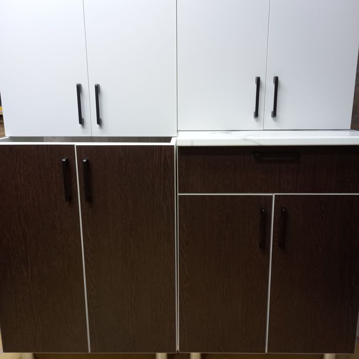 Продаётся кухонный гарнитур новый