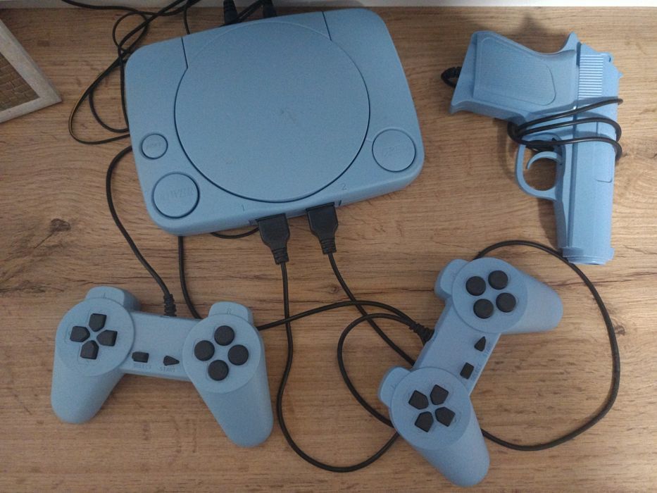 Joc tv băiat  albastru