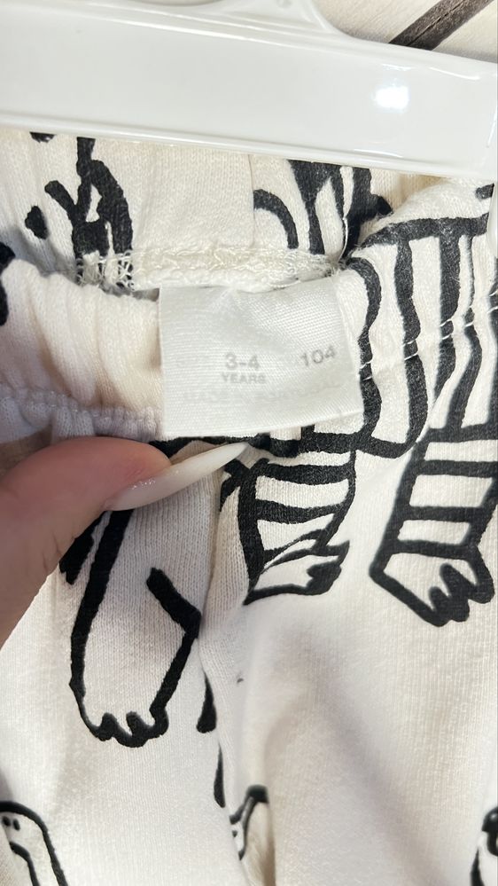 Костюм Zara 3-4 года