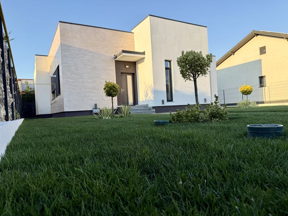 Casă modernă și elegantă de vânzare - Focșani - Cartier Livada