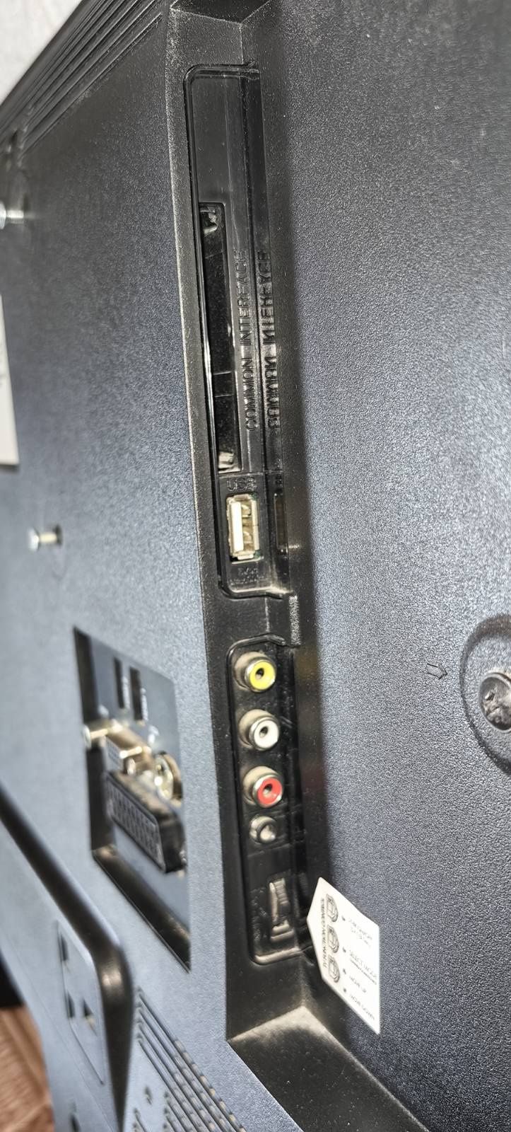 Телевизор Neo Model: Led 32165 DL + Приемник Next YE-18500HD + Сат.Чин