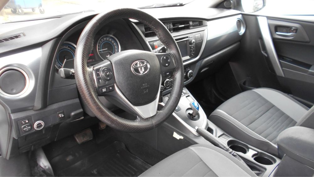 Toyota Auris Touring Sports Hibrid+GPL