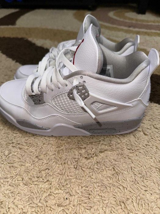 Jordan 4 Oreo, marimea 42