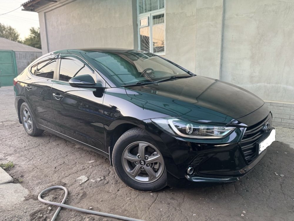 Продается Hyundai Elantra 1.6, 2017г.в. 105000 км пробег.