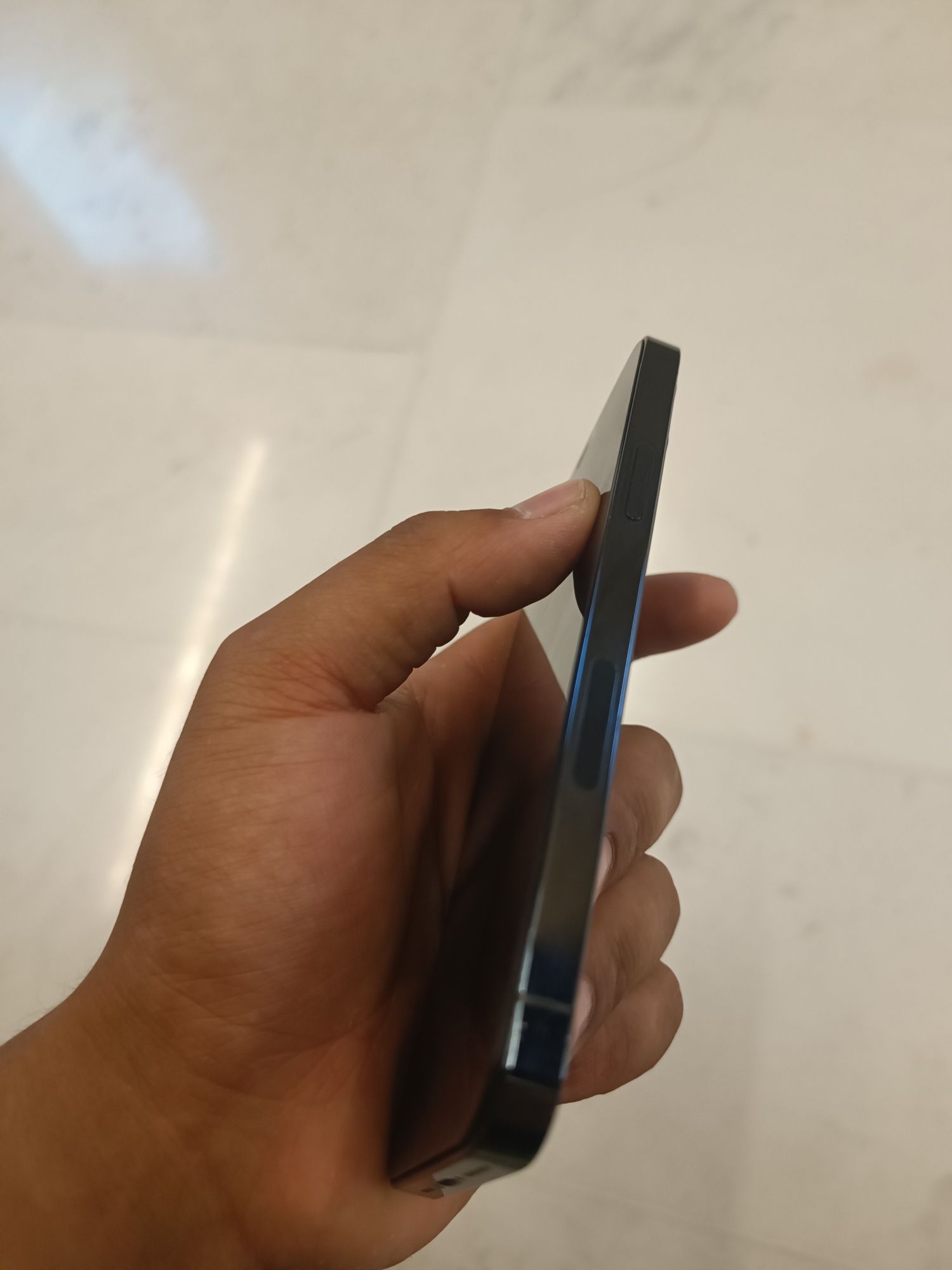 iPhone 12 pro kelishamz