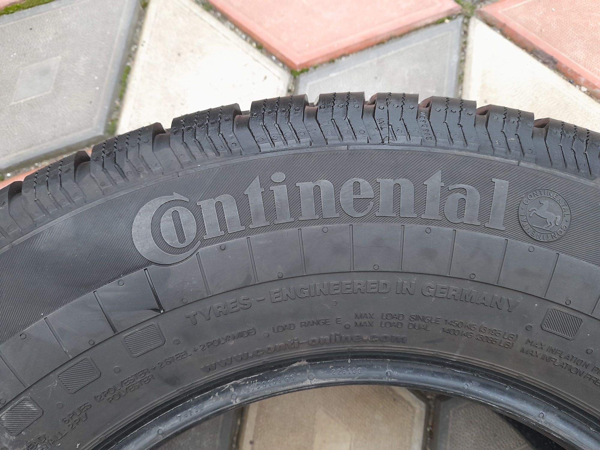 Vand 4 anvelope mixte 225 75 r16c CONTINENTAL foarte bune
