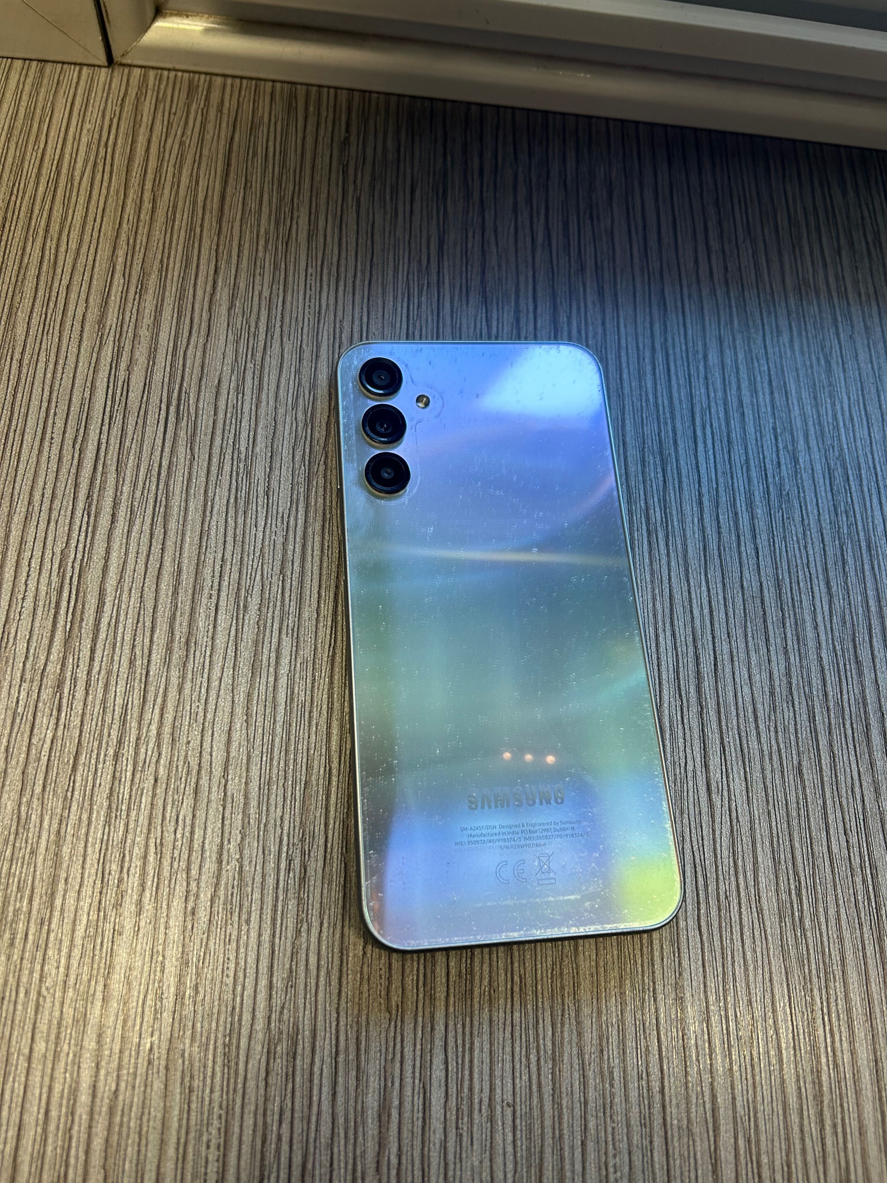 Samsung Galaxy A24