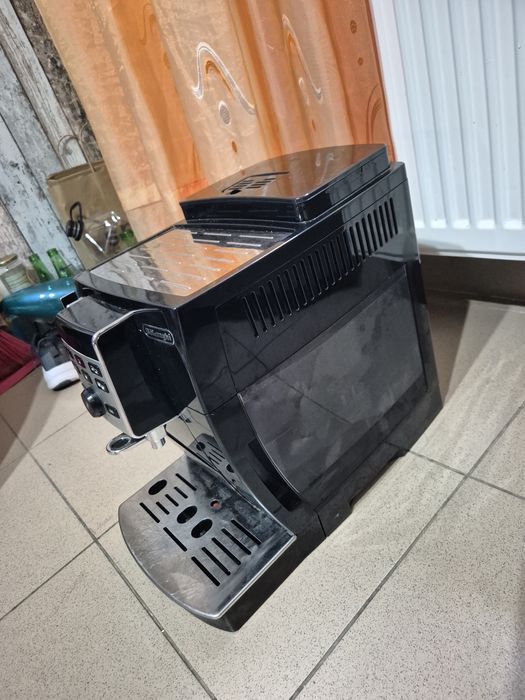 Espressor cafea delonghi