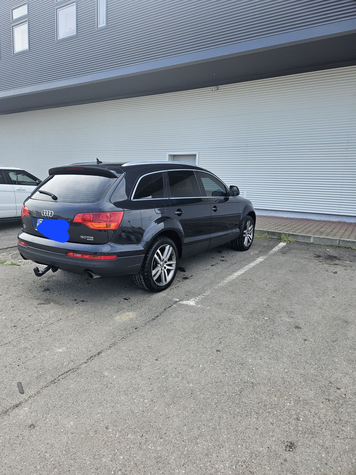 Audi q7 3.0 tdi 245 cp automat