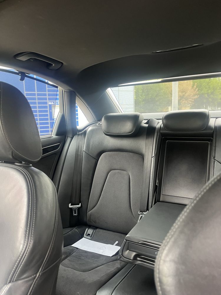 Vând Audi A4-S4 Interior si Exterior