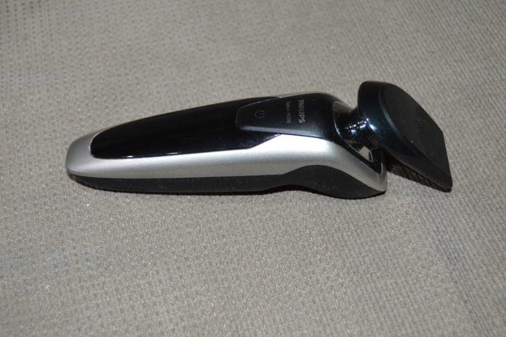 Aparat de ras barbierit PHILIPS Series 9000 S9041