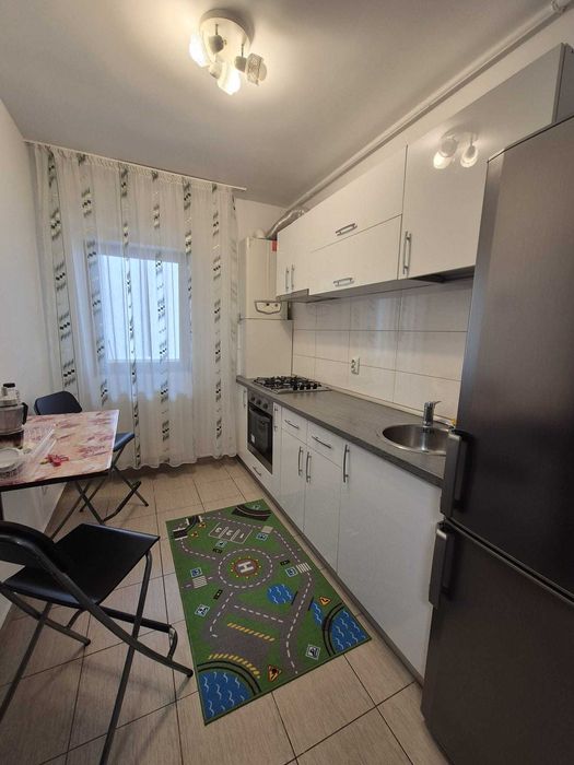 Propietar inchiriez Garsoniera langa complex La Strada