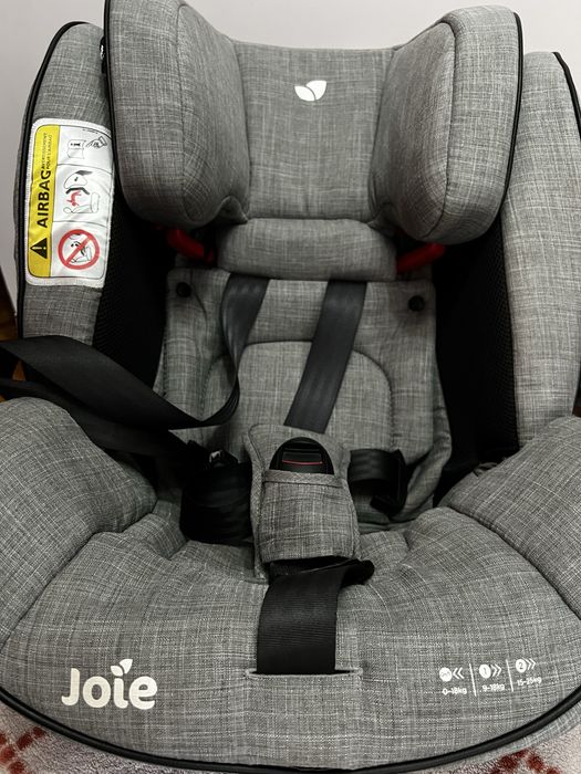 Scaun auto Joie cu isofix