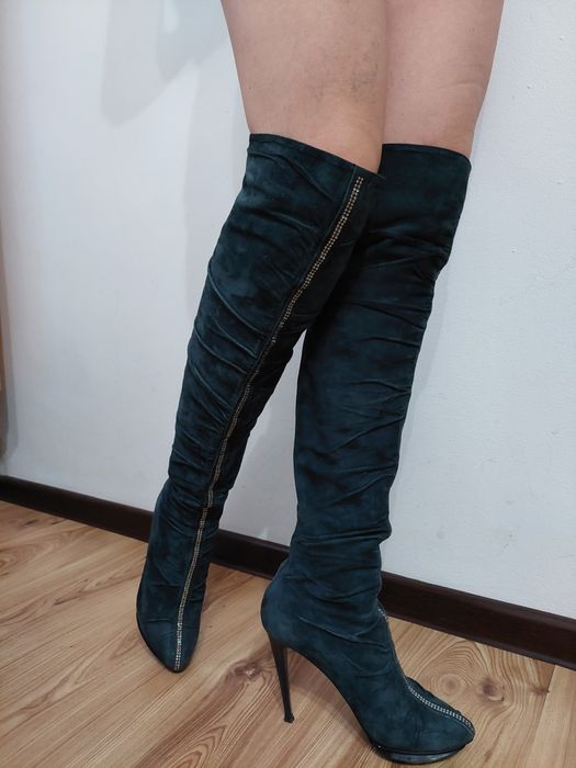 Cizme lungi din piele intoarsa nr 38