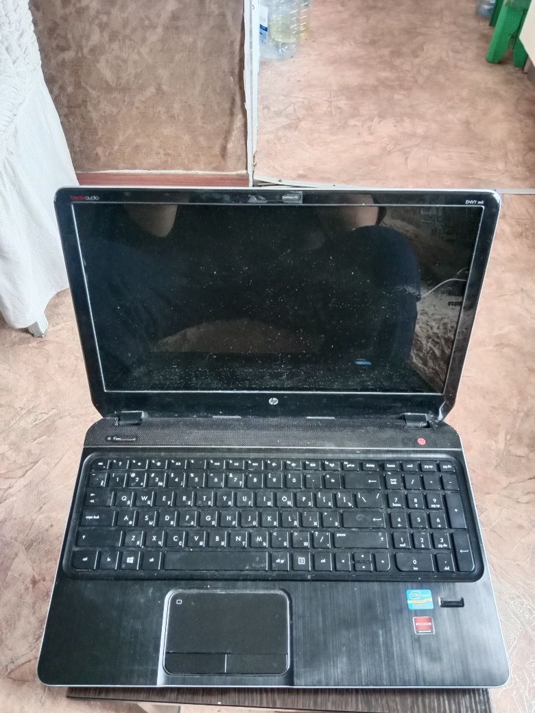 Продам ноутбук hp envy m6