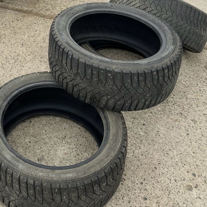 Шины зимние 225/45/R17