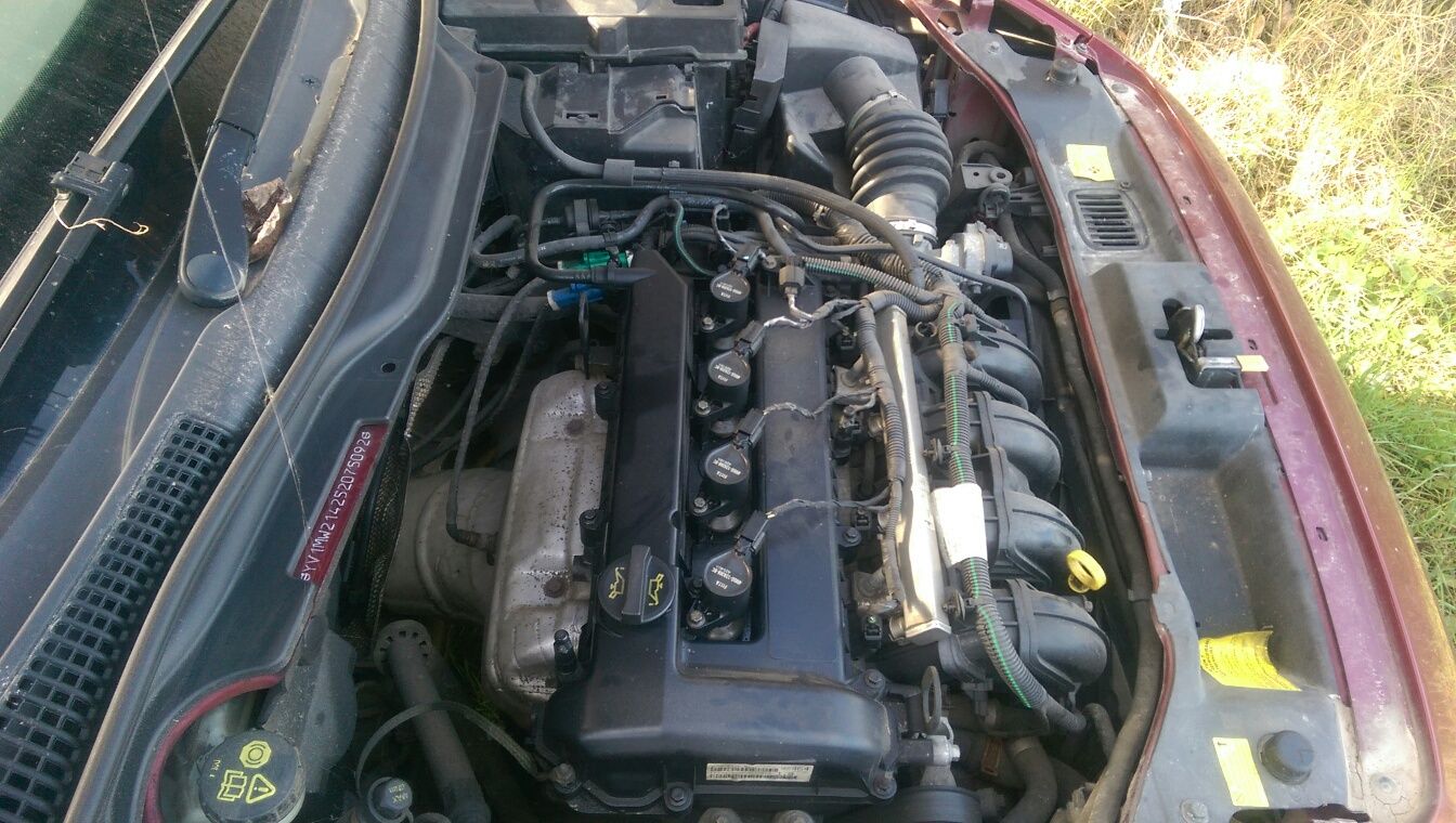 волво v50 1.8 само на части volvo v50 1.8