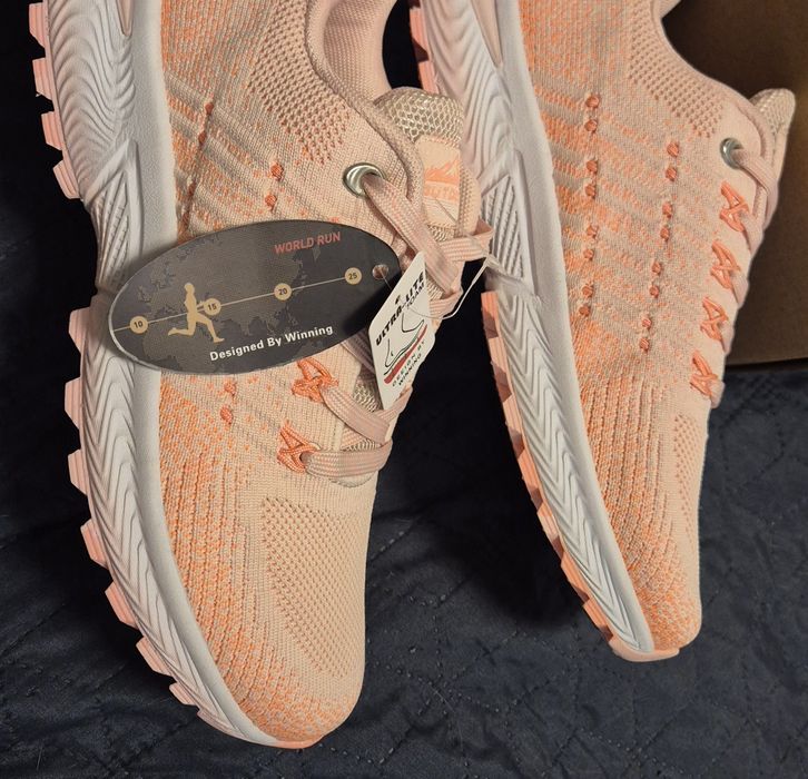 Нови дамски маратонки 37 номер