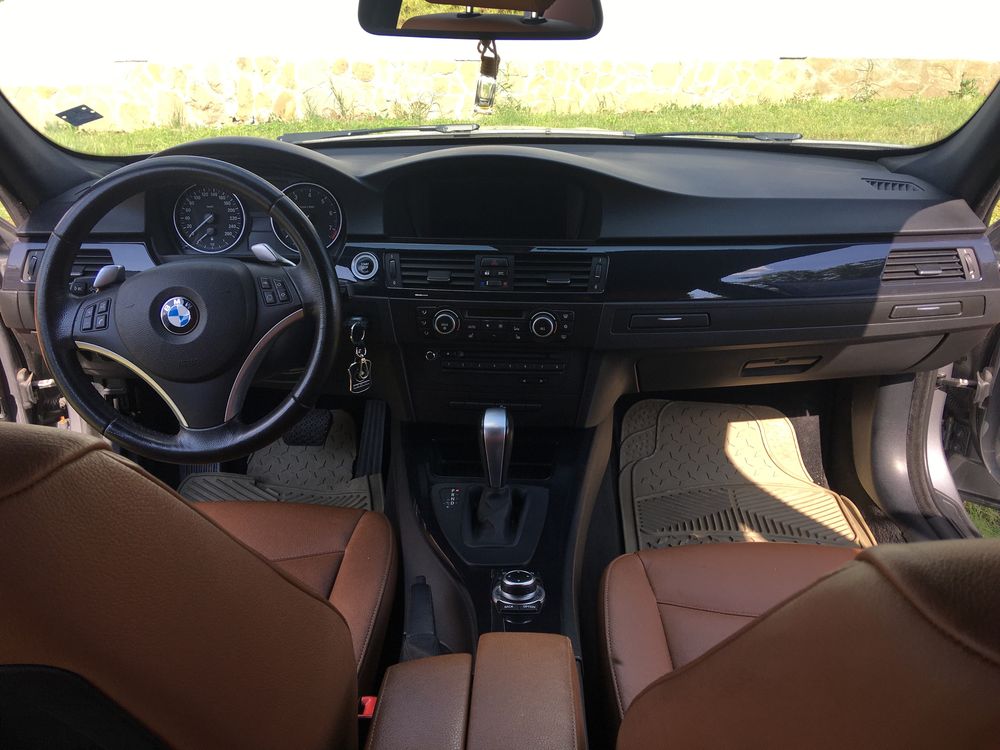 BMW 325  Металик 218к.с