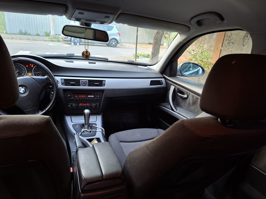 Vând/Schimb BMW e90 2.0i