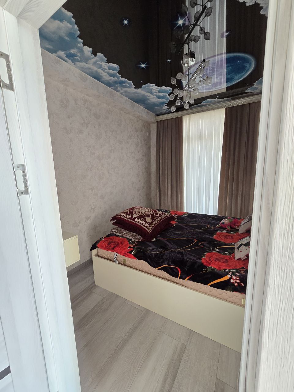 Продается квартира с авторском ремонтом 2-х ком ЖК Дипломат