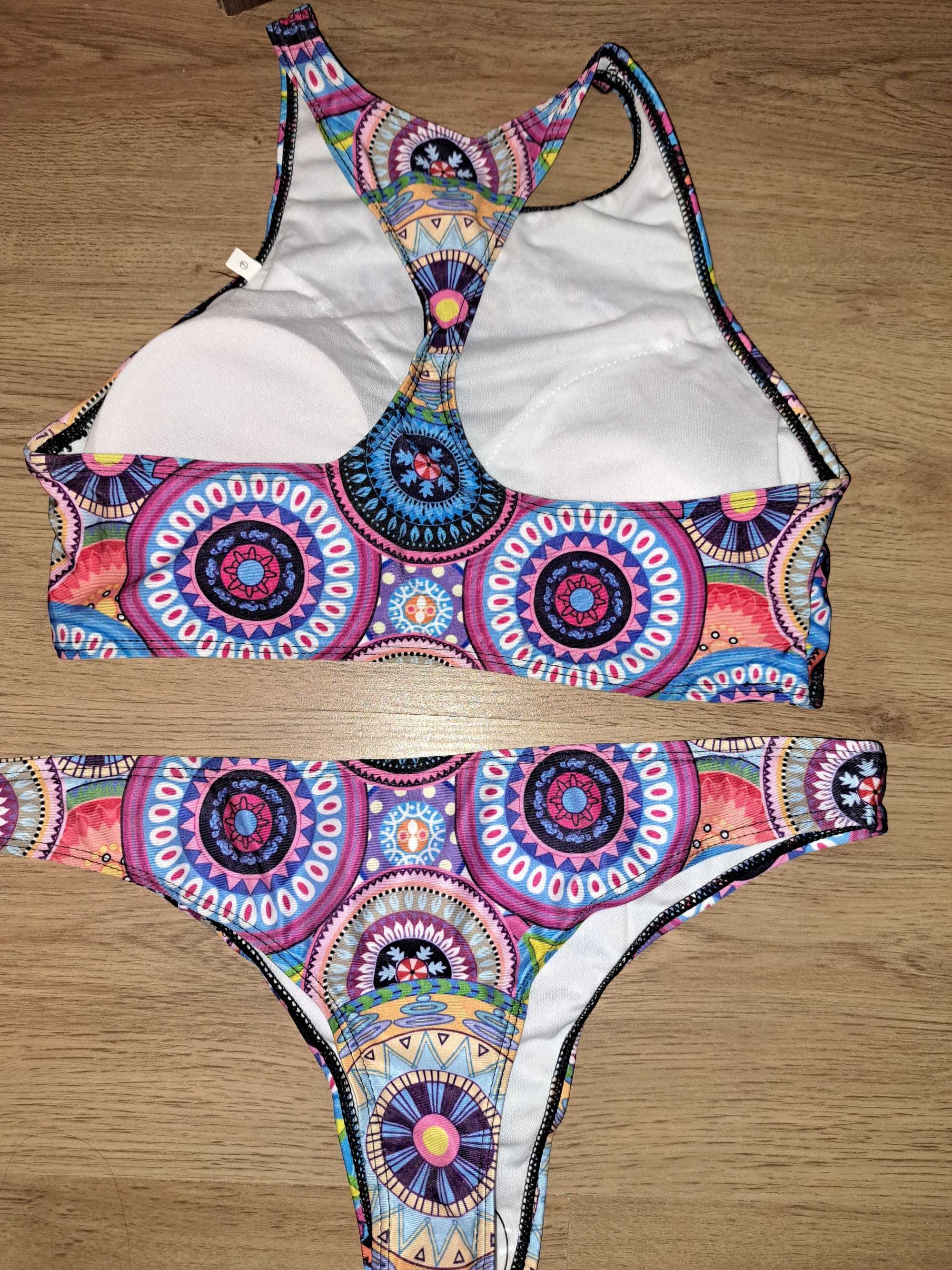 Costum de baie cu bustiera imprimeu mandala